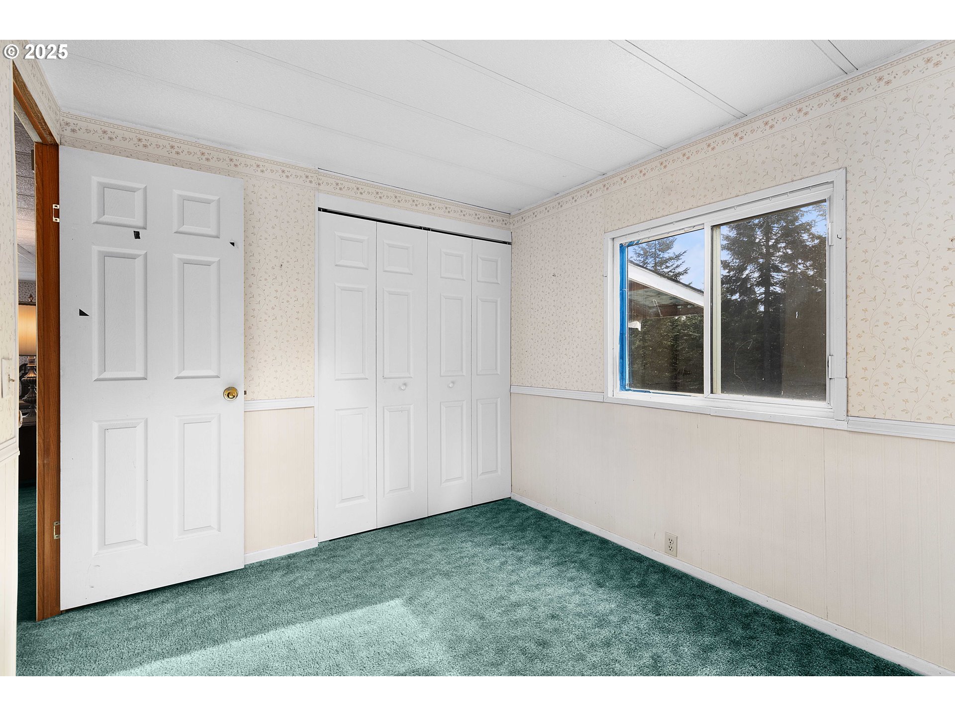 504 Red Hill Road Yoncalla, OR 97499 - Photo 12 of 20 Bedroom