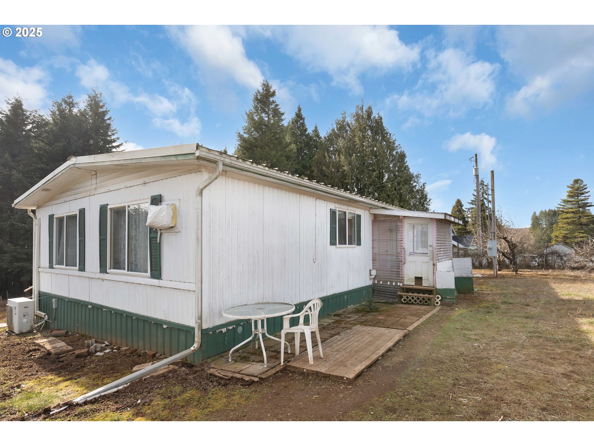 504 Red Hill Road Yoncalla, OR 97499 - Photo 15 of 20 Exterior