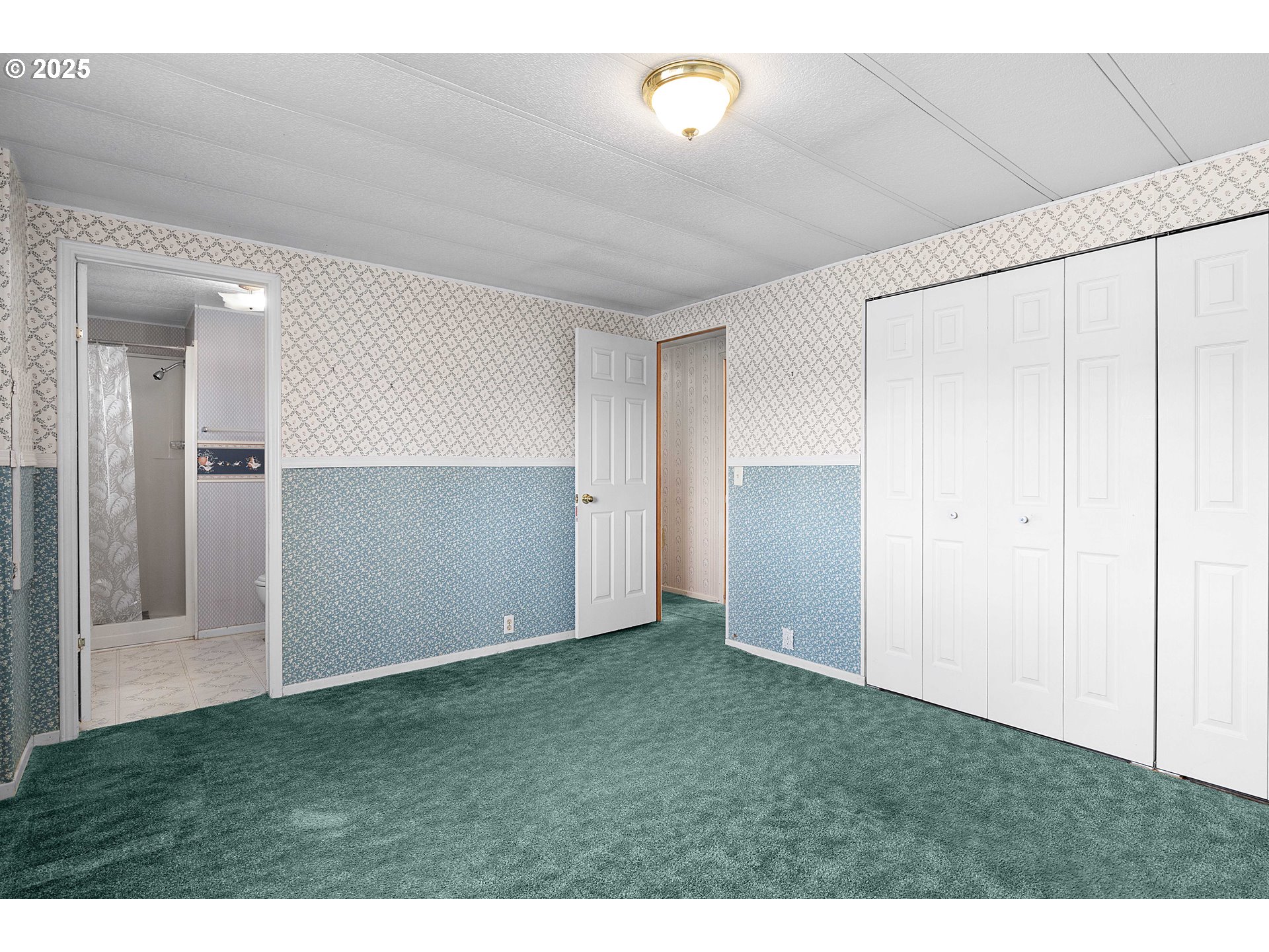 504 Red Hill Road Yoncalla, OR 97499 - Photo 9 of 20 Bedroom, Primary