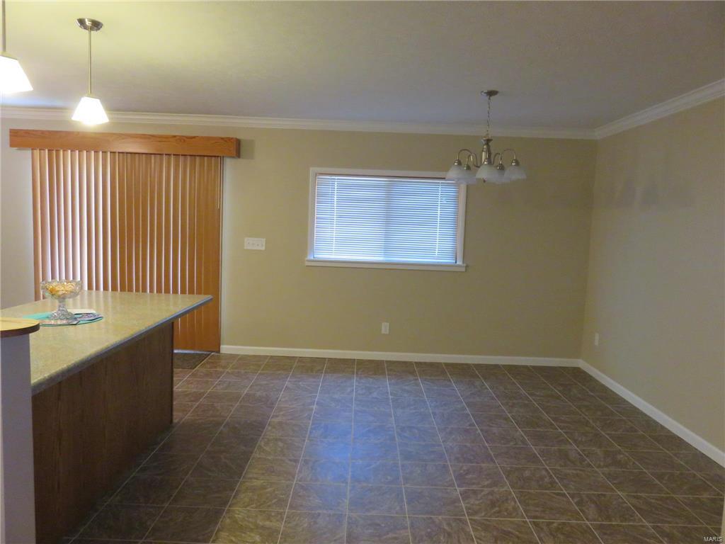 607 Brown Road Brighton, IL 62012 - Photo 11 of 27
