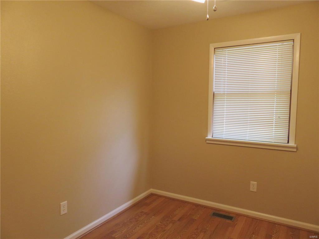 607 Brown Road Brighton, IL 62012 - Photo 16 of 27