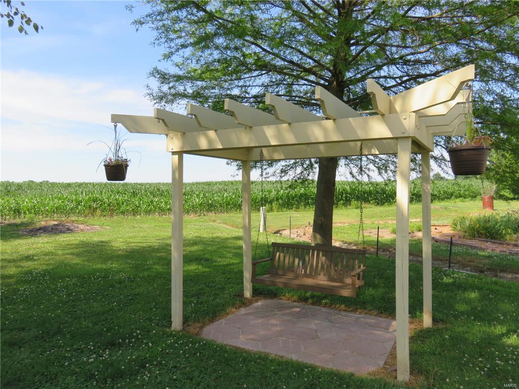 607 Brown Road Brighton, IL 62012 - Photo 26 of 27