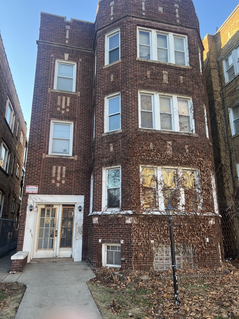 a front view of a building