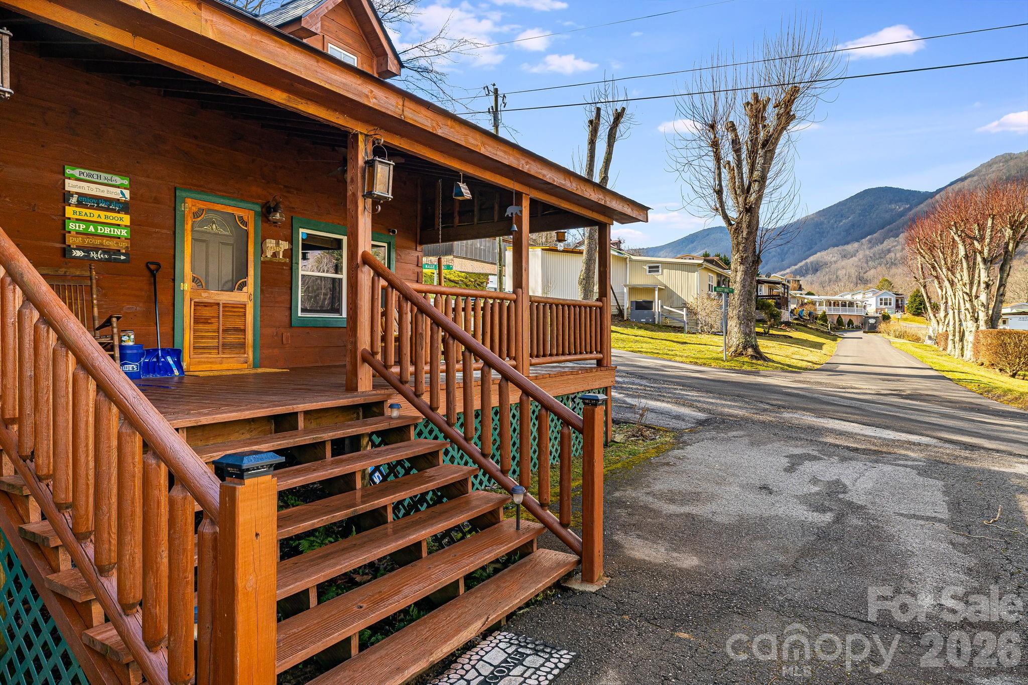 233 Rocky Top Road Maggie Valley, NC 28751 - Photo 3 of 39