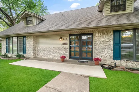 $275,000 | 833 Ray Andra Drive, DeSoto, TX 75115