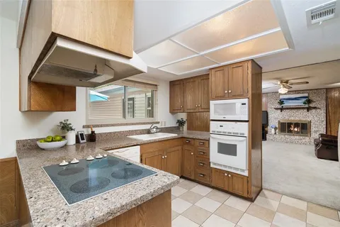 $275,000 | 833 Ray Andra Drive, DeSoto, TX 75115