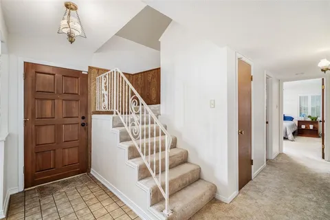 $275,000 | 833 Ray Andra Drive, DeSoto, TX 75115