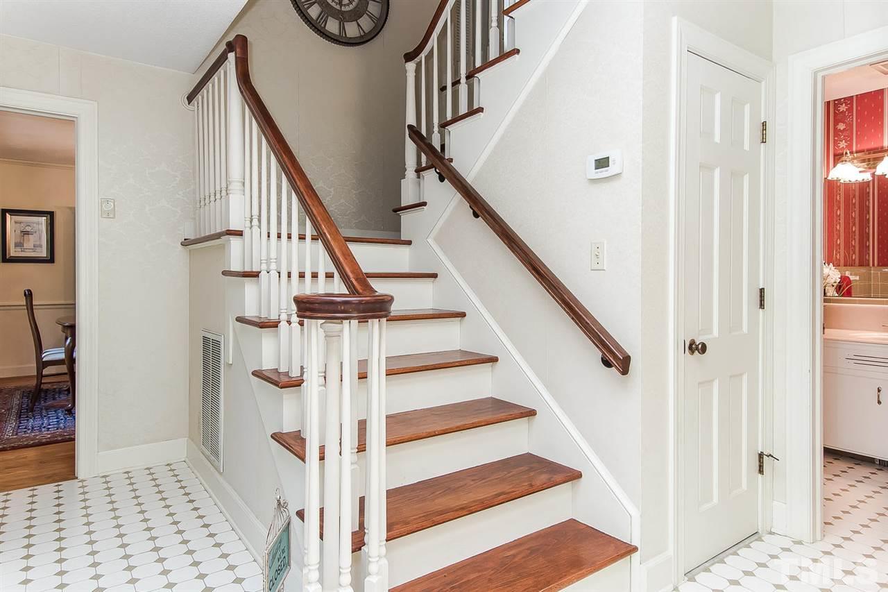 6412 Brandywine Road Raleigh, NC 27607 - Photo 14 of 25 a view of entryway