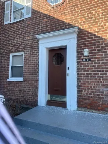 $235,000 | 234-24 131st Avenue, Unit UPPR | Laurelton