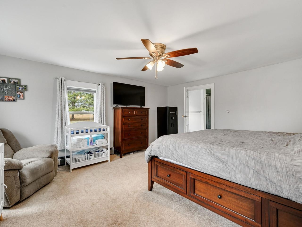 2490 Crown Point Road Bridport, VT 05734 - Photo 21 of 57