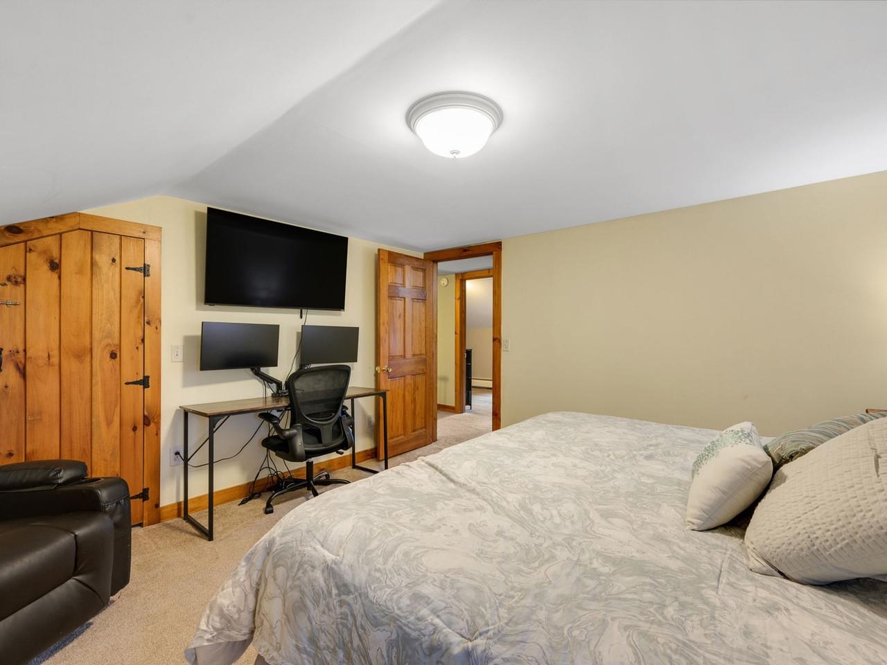 2490 Crown Point Road Bridport, VT 05734 - Photo 28 of 57