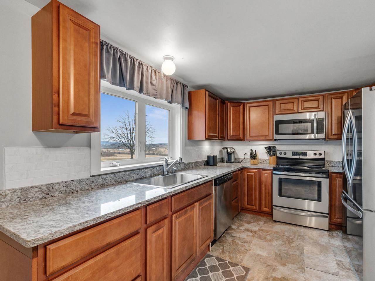 2490 Crown Point Road Bridport, VT 05734 - Photo 9 of 57