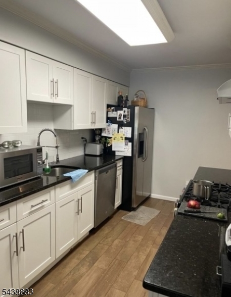 124 Hempstead Court Madison, NJ 07940 - Photo 8 of 23