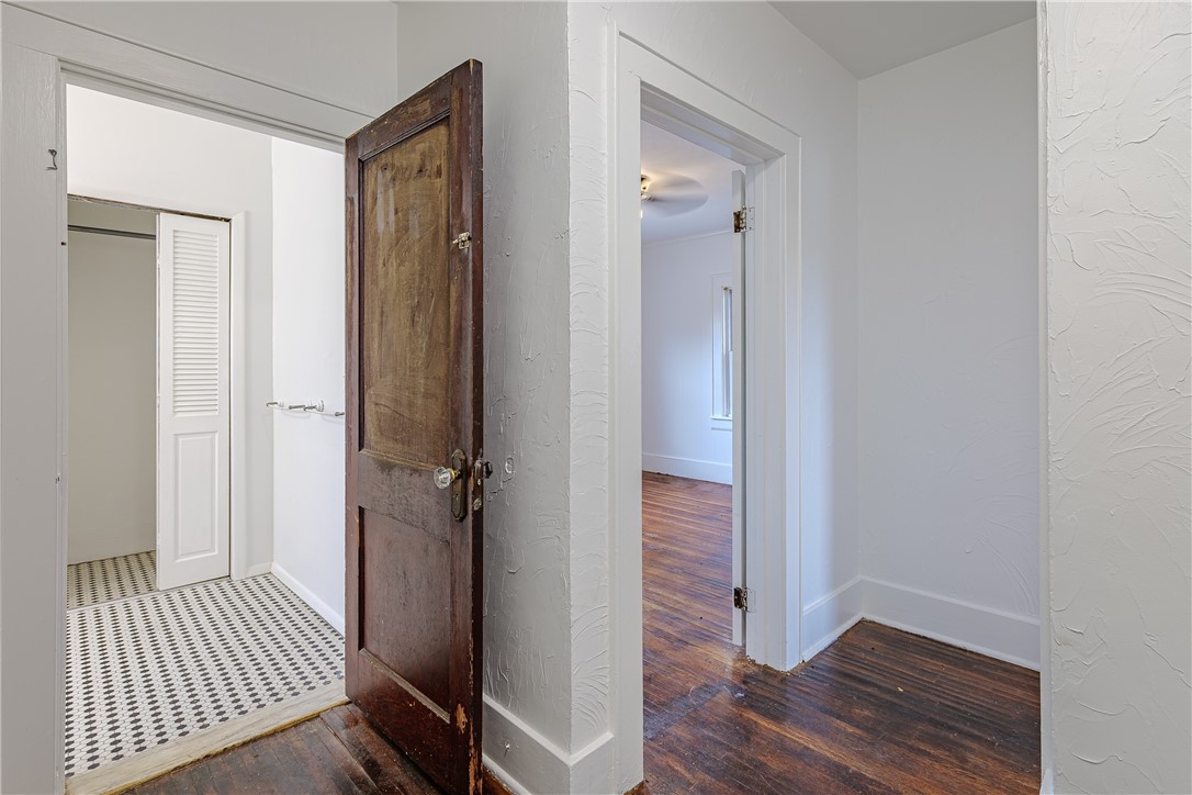 19 Traver Circle Rochester, NY 14609 - Photo 25 of 43 Gallery Image 25