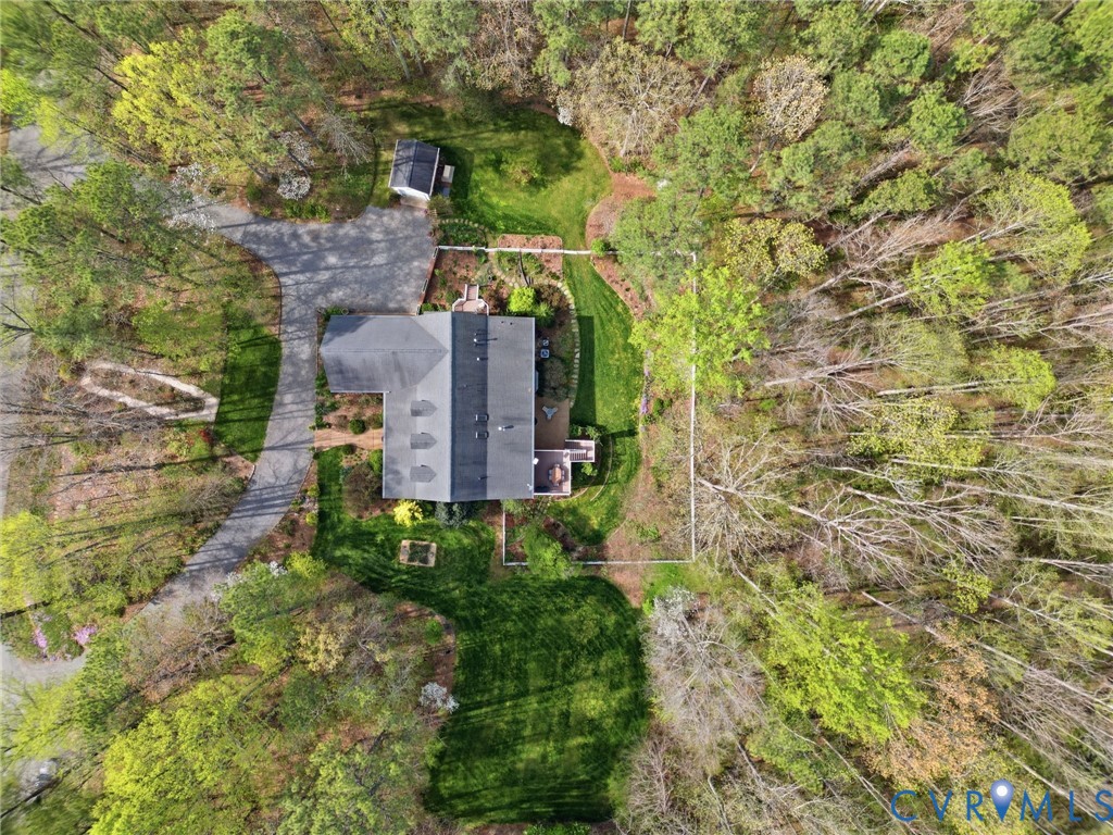 14430 Overlook Ridge Lane Beaverdam, VA 23015 - Photo 10 of 71 an aerial view of a house with a yard