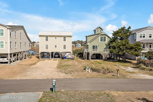 $3,000 | 2505 West Dolphin Drive, Oak Island, NC 28465