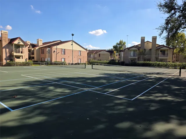 $118,000 | 2120 El Paseo Street, Unit 2106, Houston, TX 77054