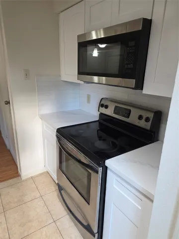 $118,000 | 2120 El Paseo Street, Unit 2106, Houston, TX 77054