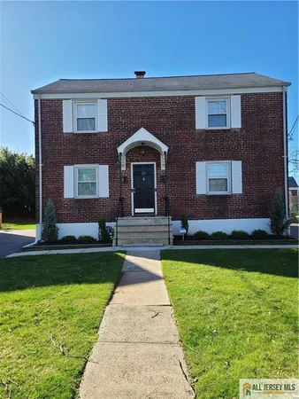 $2,100 | 23 Coolidge Avenue, Edison, NJ 08837