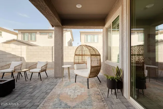 a view of a livingroom with furniture