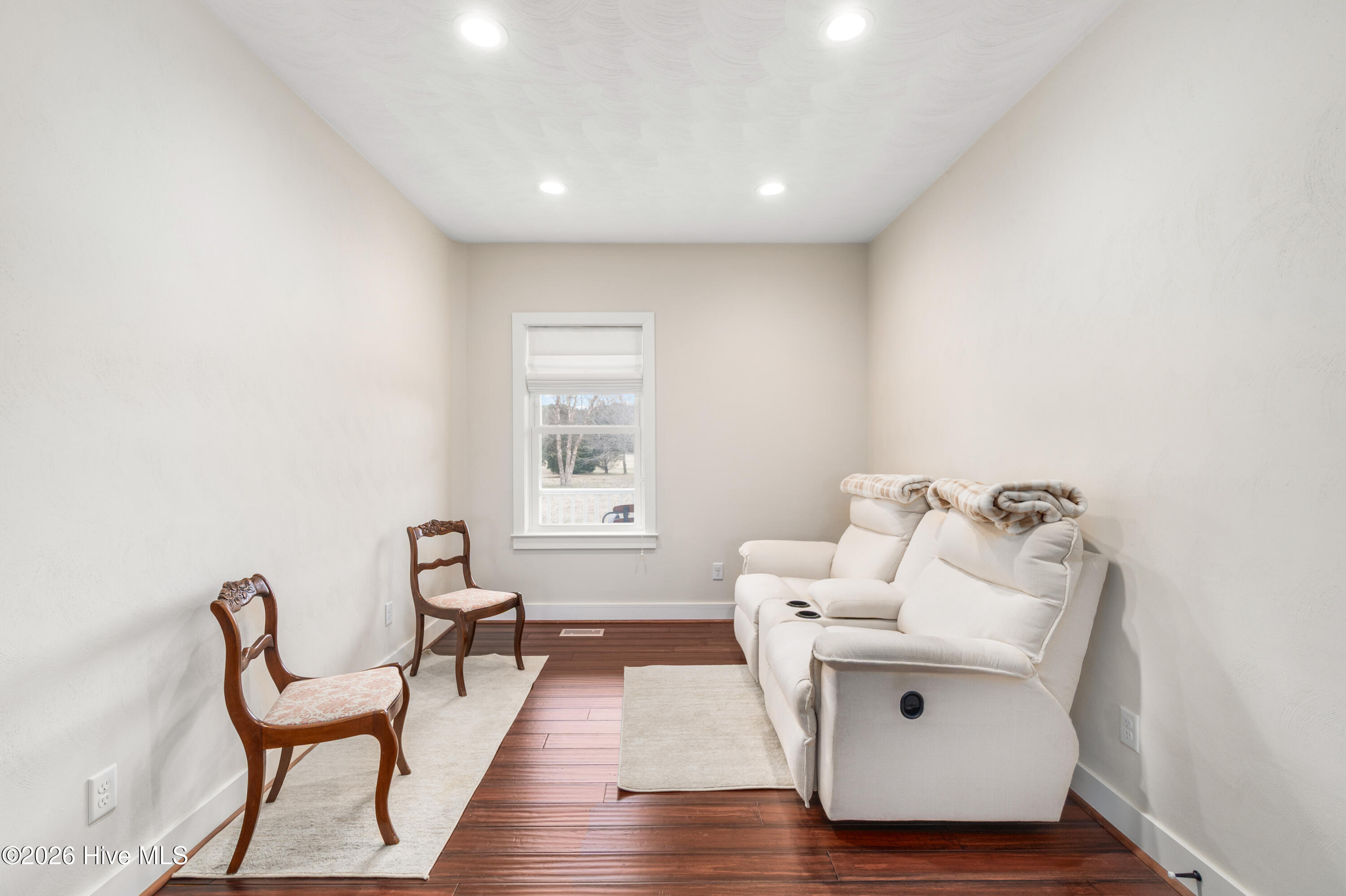 337 Woodleigh Road Knotts Island, NC 27950 - Photo 20 of 75 First Floor Primary