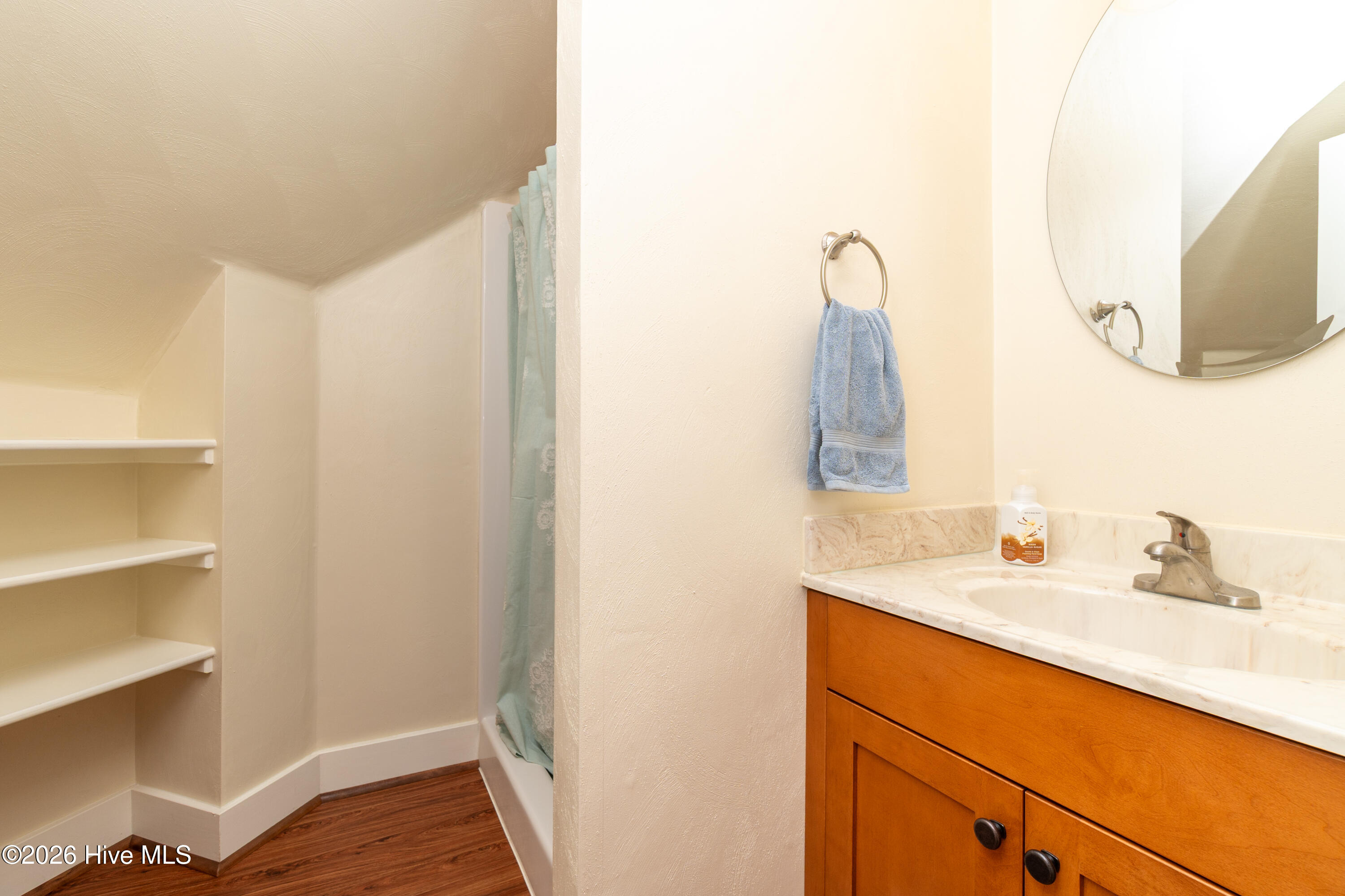 337 Woodleigh Road Knotts Island, NC 27950 - Photo 36 of 75 Flex Space Bathroom