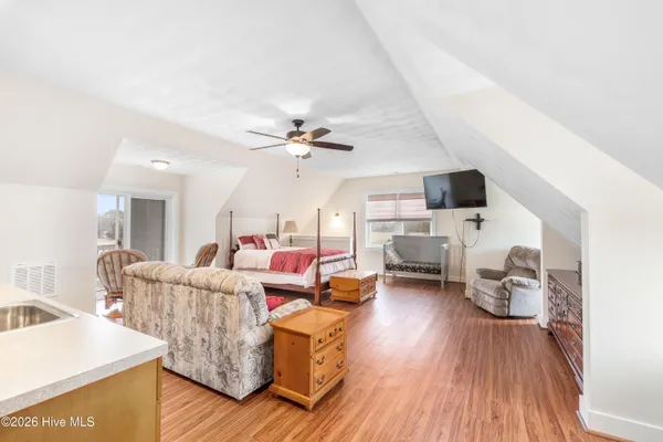 $795,000 | 337 Woodleigh Road, Knotts Island, NC 27950