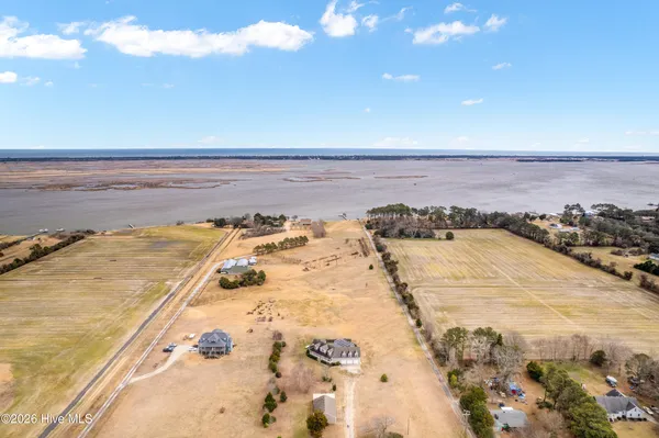 $795,000 | 337 Woodleigh Road, Knotts Island, NC 27950