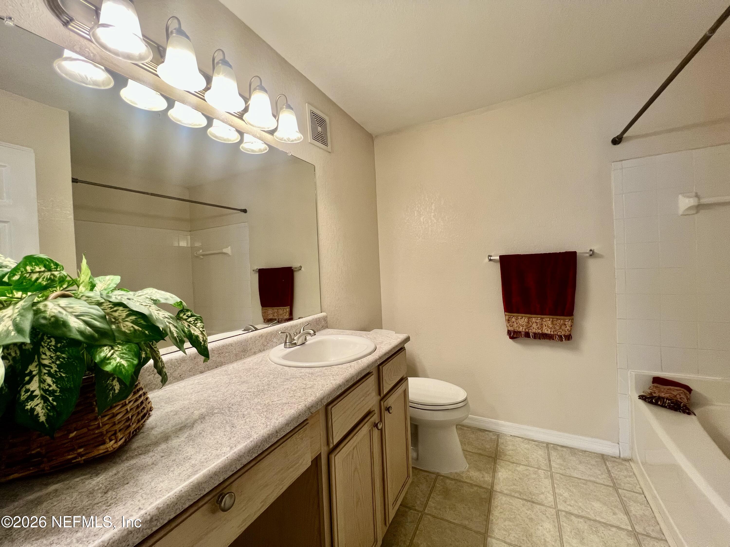 7800 Point Meadows Drive, Unit 938 Jacksonville, FL 32256 - Photo 14 of 34 Primary BA