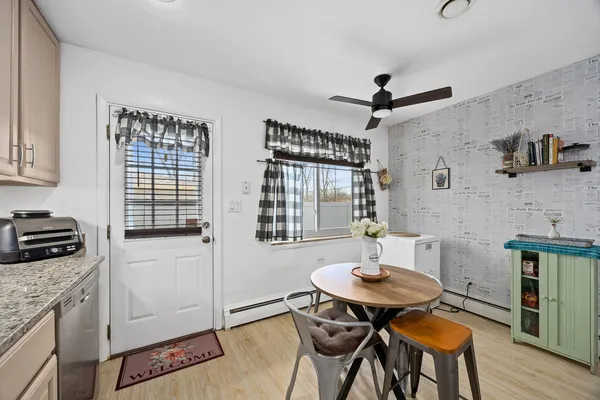 $265,000 | 730 Beach Avenue, Unit 4, La Grange Park, IL 60526