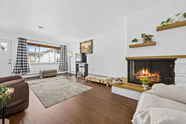 $265,000 | 730 Beach Avenue, Unit 4, La Grange Park, IL 60526