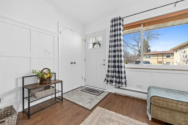 $265,000 | 730 Beach Avenue, Unit 4, La Grange Park, IL 60526