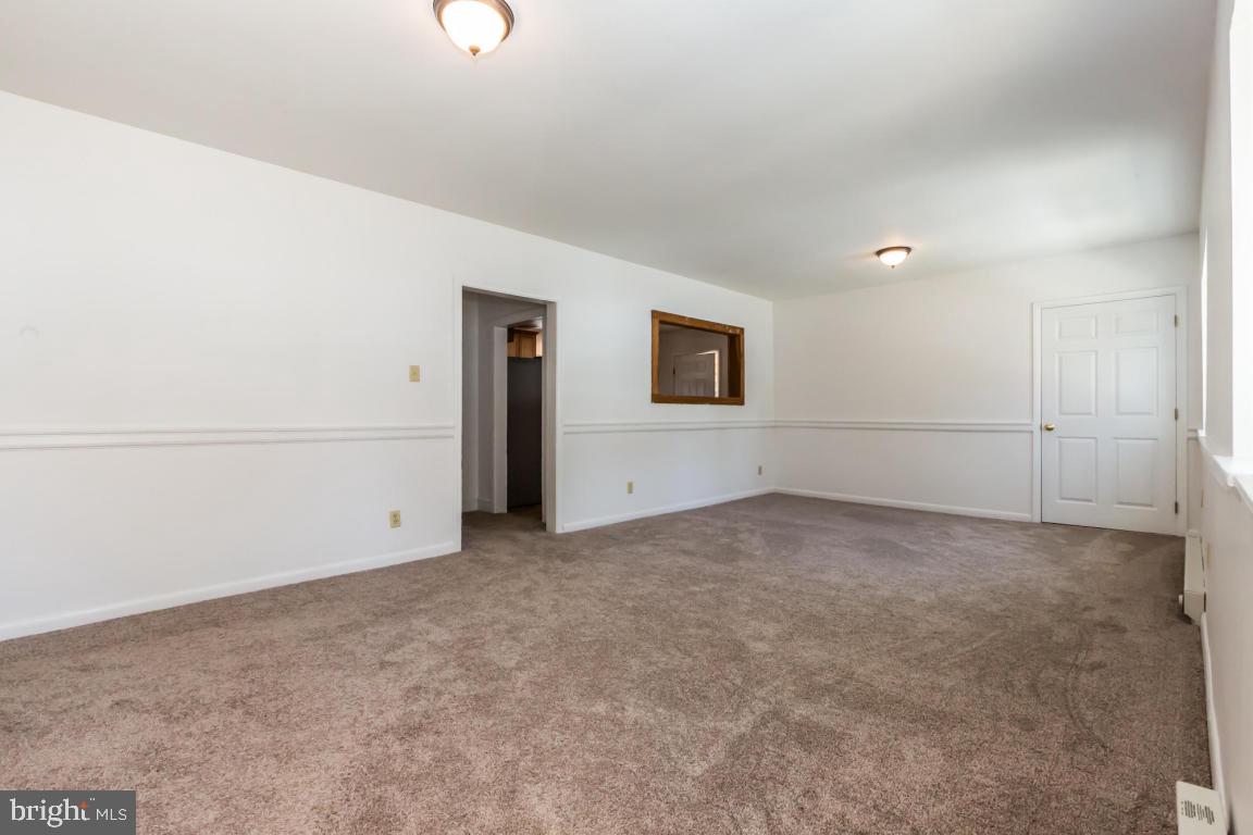 2175 Hollinger Road Lancaster, PA 17602 - Photo 11 of 30 Gallery Image 11