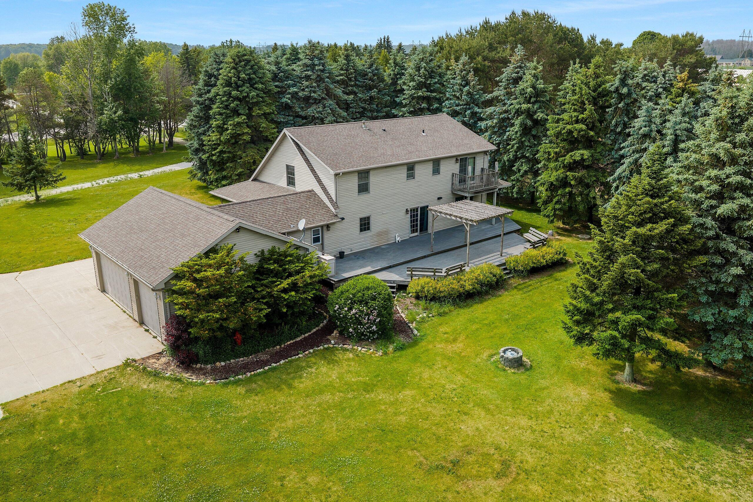 8735 County Highway Two Rivers, WI 54241 - Photo 6 of 65 025-8735CountyRoadB-TwoRivers-WI-54241-S