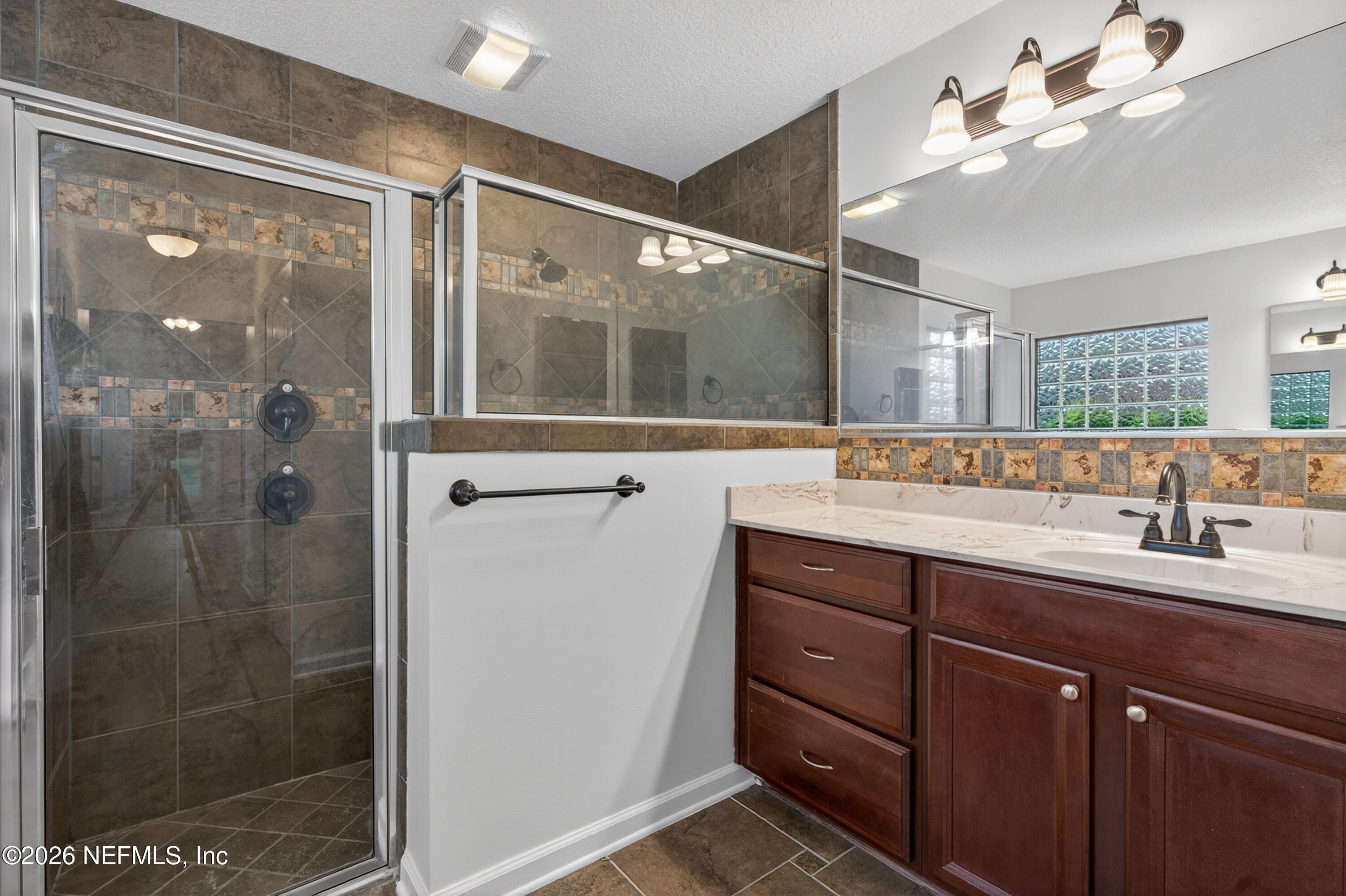 6602 Smithfield Plantation Road Jacksonville, FL 32218 - Photo 20 of 31 primarybath-2