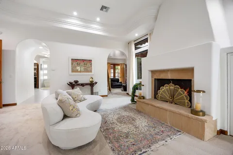 $6,400,000 | 6700 East Malcomb Drive, Paradise Valley, AZ 85253