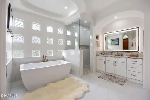 $6,400,000 | 6700 East Malcomb Drive, Paradise Valley, AZ 85253