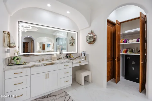 $6,400,000 | 6700 East Malcomb Drive, Paradise Valley, AZ 85253