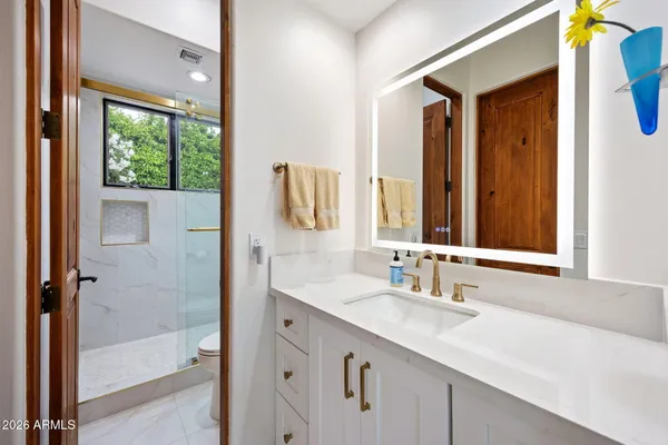 $6,400,000 | 6700 East Malcomb Drive, Paradise Valley, AZ 85253