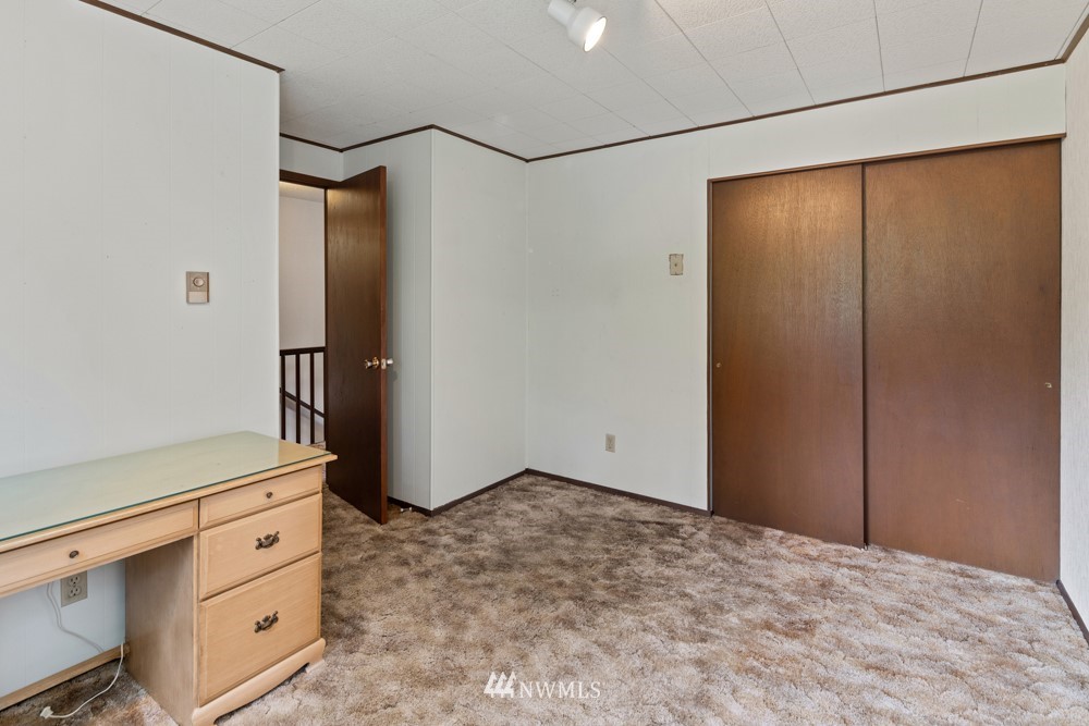 404 158th Street Southeast Bothell, WA 98012 - Photo 12 of 20
