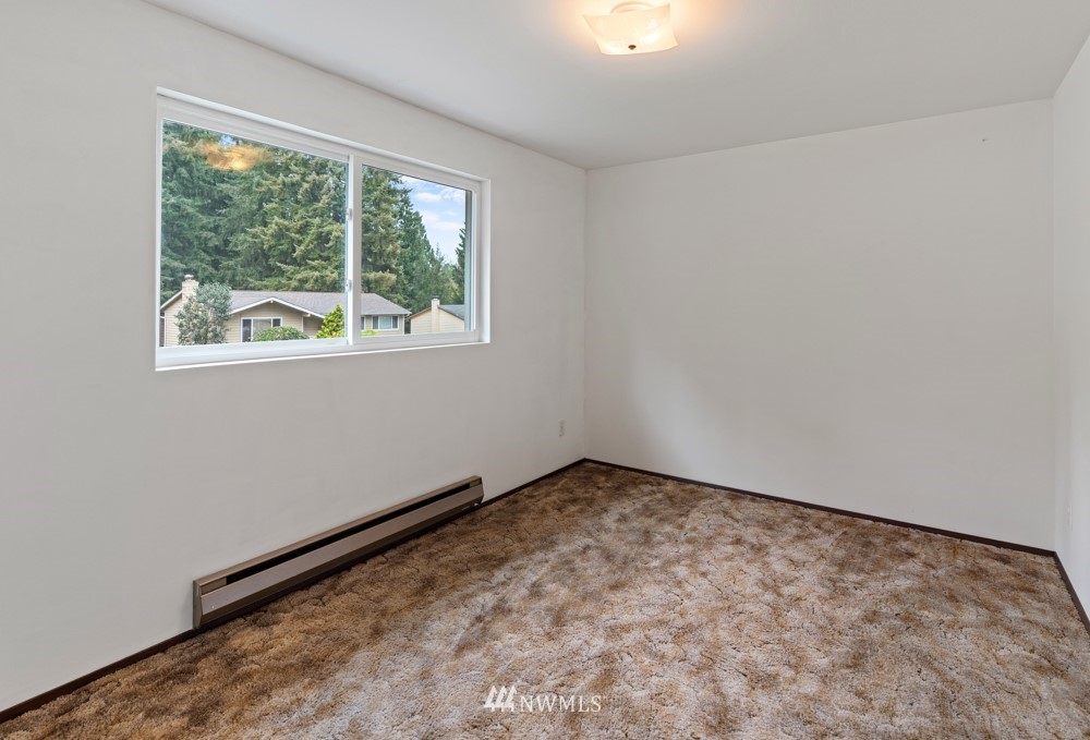 404 158th Street Southeast Bothell, WA 98012 - Photo 13 of 20