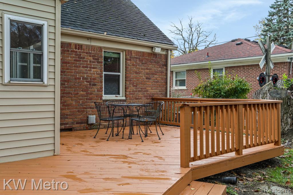 1108 West 12 Mile Road Royal Oak, MI 48073 - Photo 24 of 28