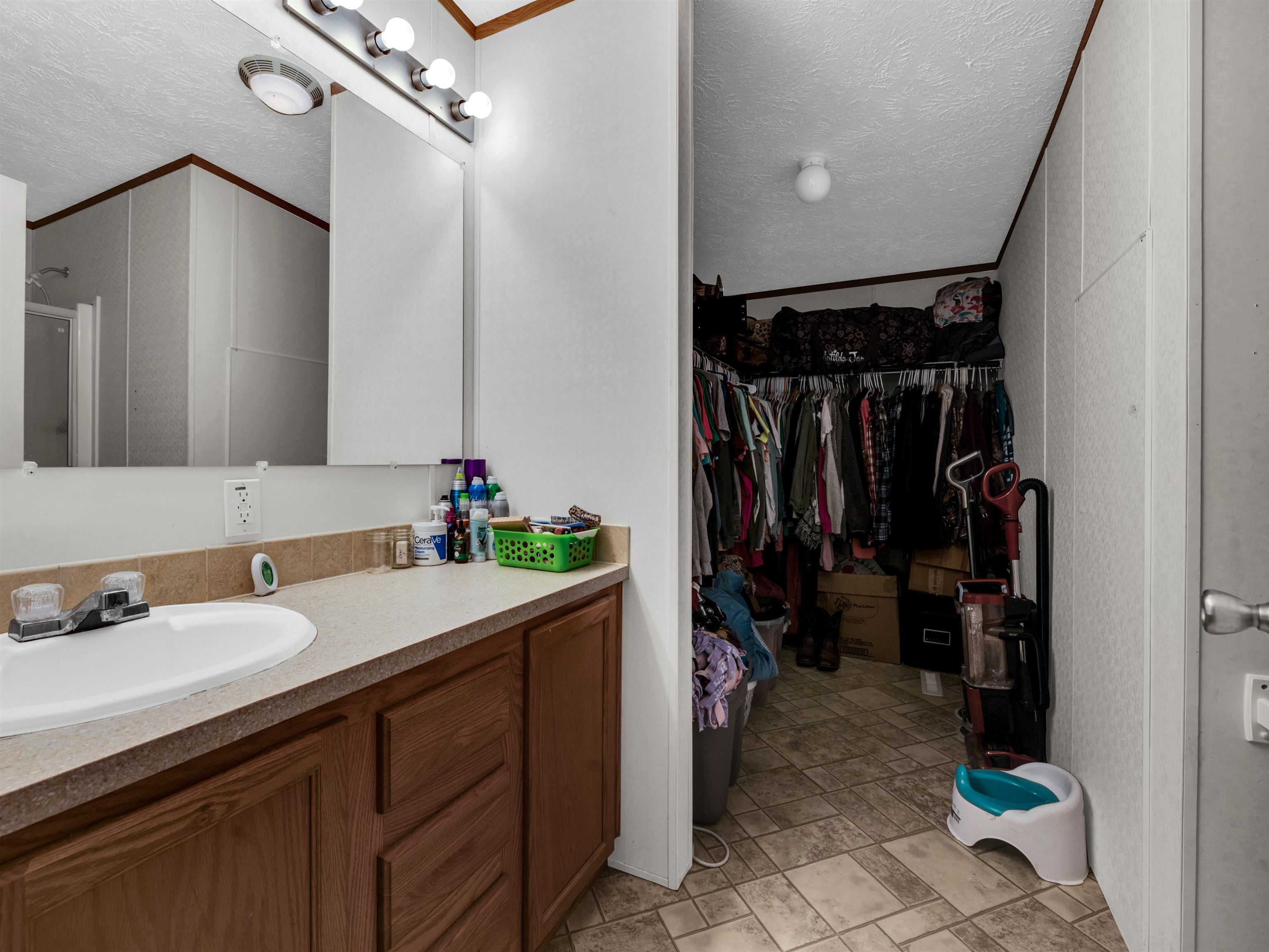 424 Briary Road Quincy, KY 41166 - Photo 12 of 25