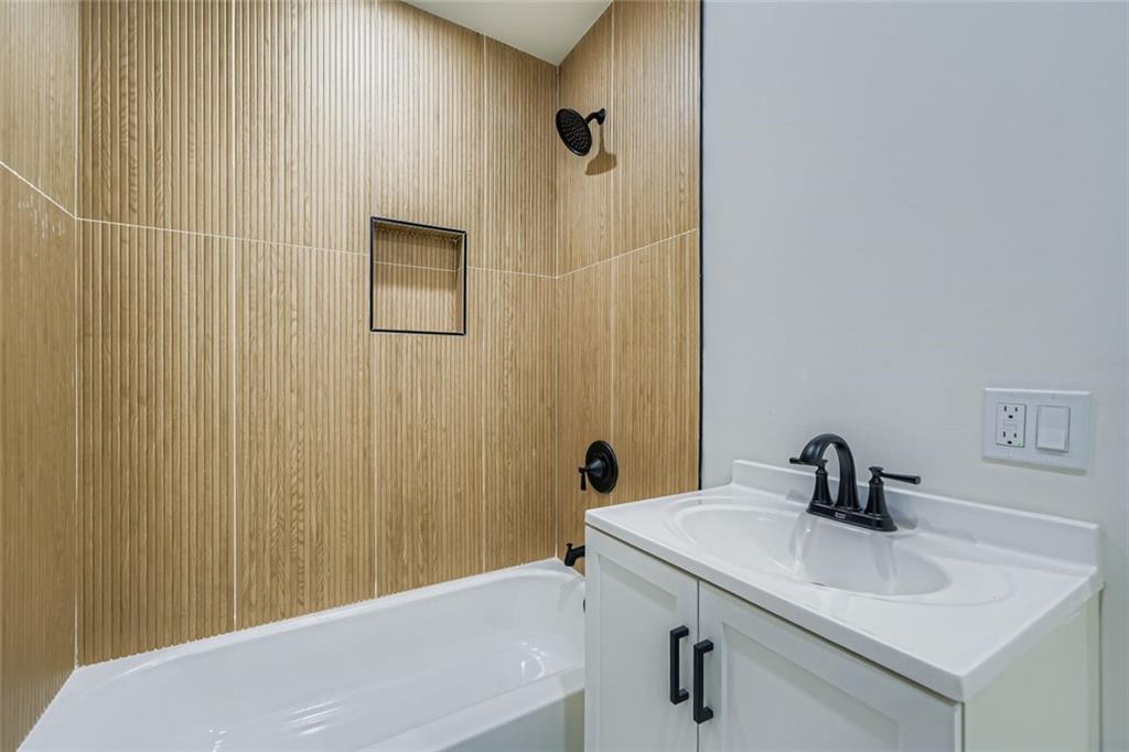 1185 Arlington Avenue Southwest Atlanta, GA 30310 - Photo 19 of 24