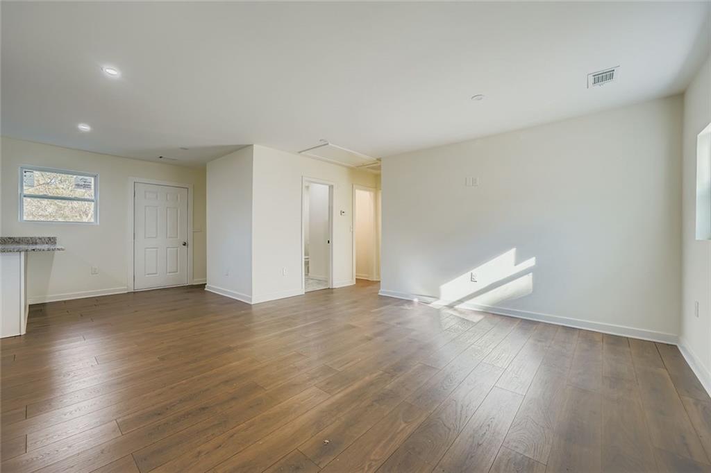 1185 Arlington Avenue Southwest Atlanta, GA 30310 - Photo 5 of 24