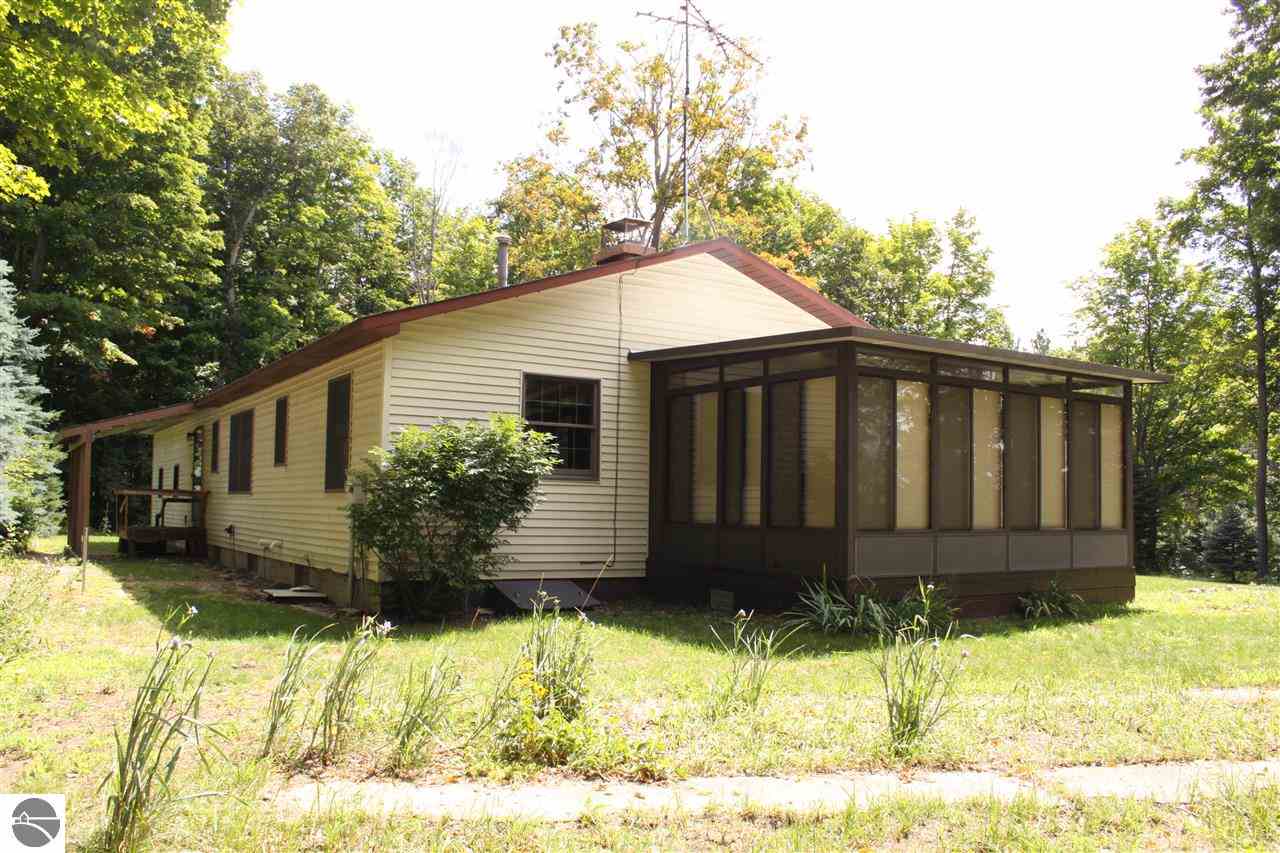 1293 West Sharon Road Fife Lake, MI 49633 - Photo 37 of 46 1740200-36.JPG