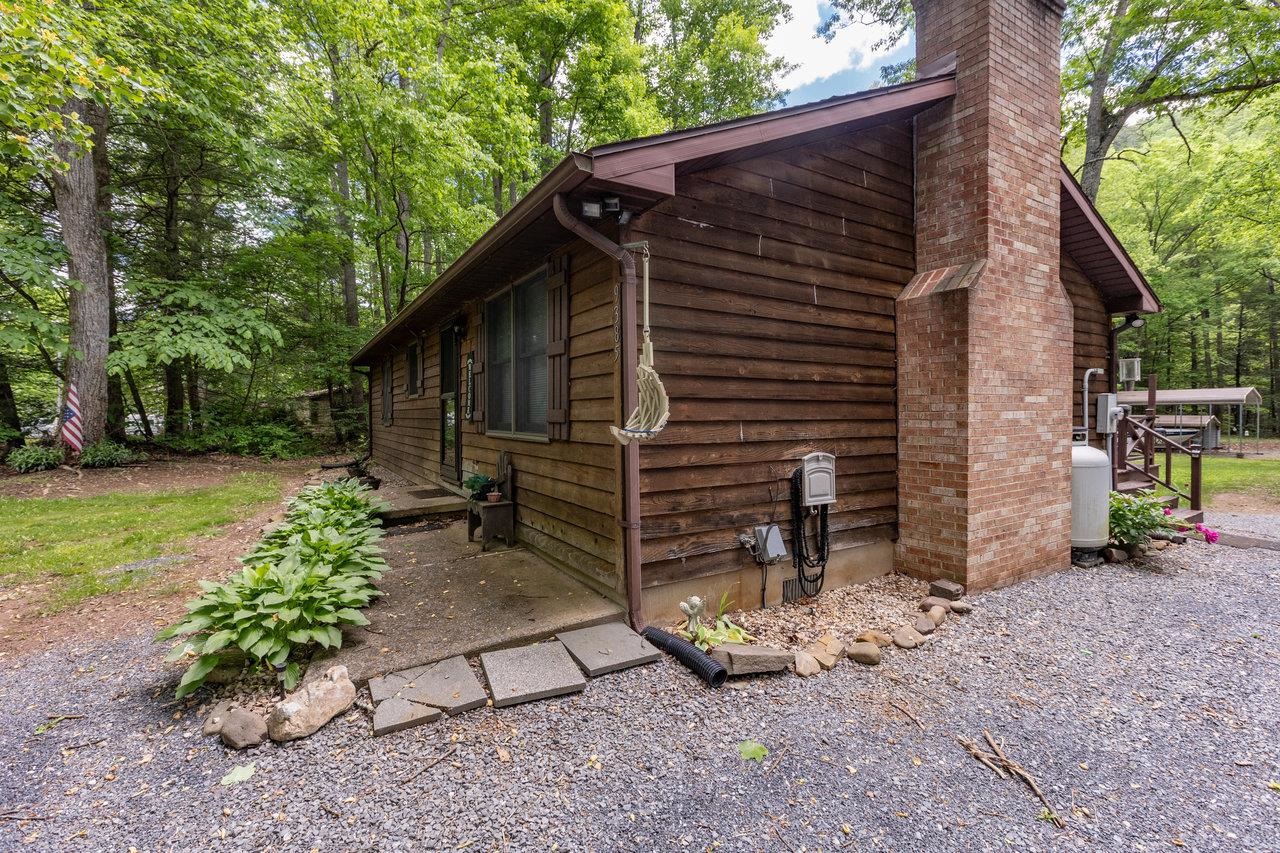 9385 Briery Branch Road Dayton, VA 22821 - Photo 35 of 75 a view of a house with a yard