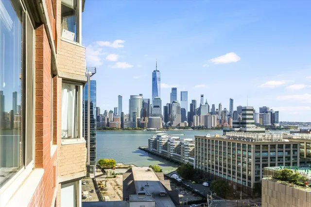 $675,000 | 1 2nd Street, Unit 1705, Jersey City, NJ 07302