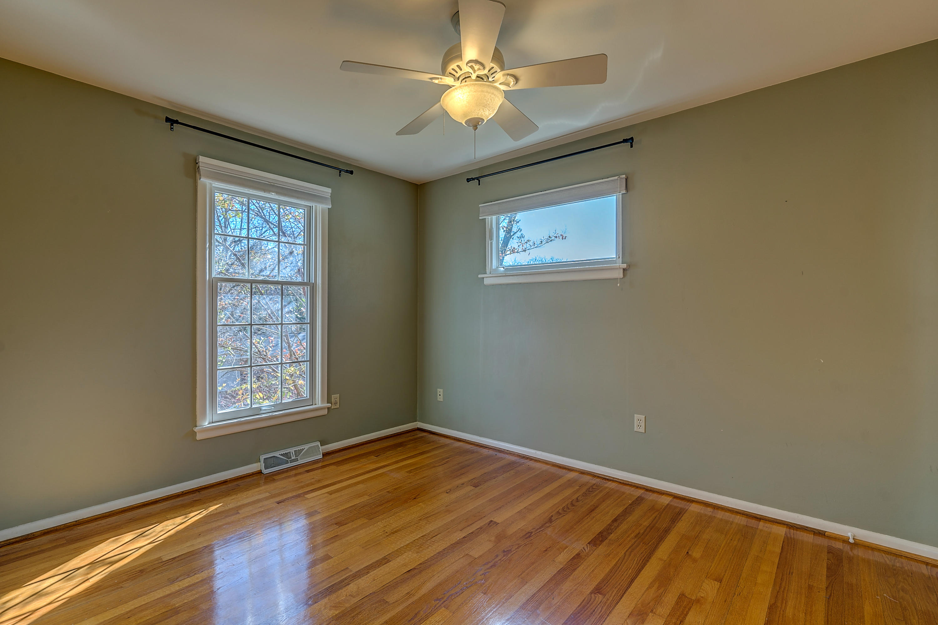 3543 Meadowlark Road Roanoke, VA 24018 - Photo 20 of 39 DSC00356_57_58_59_60