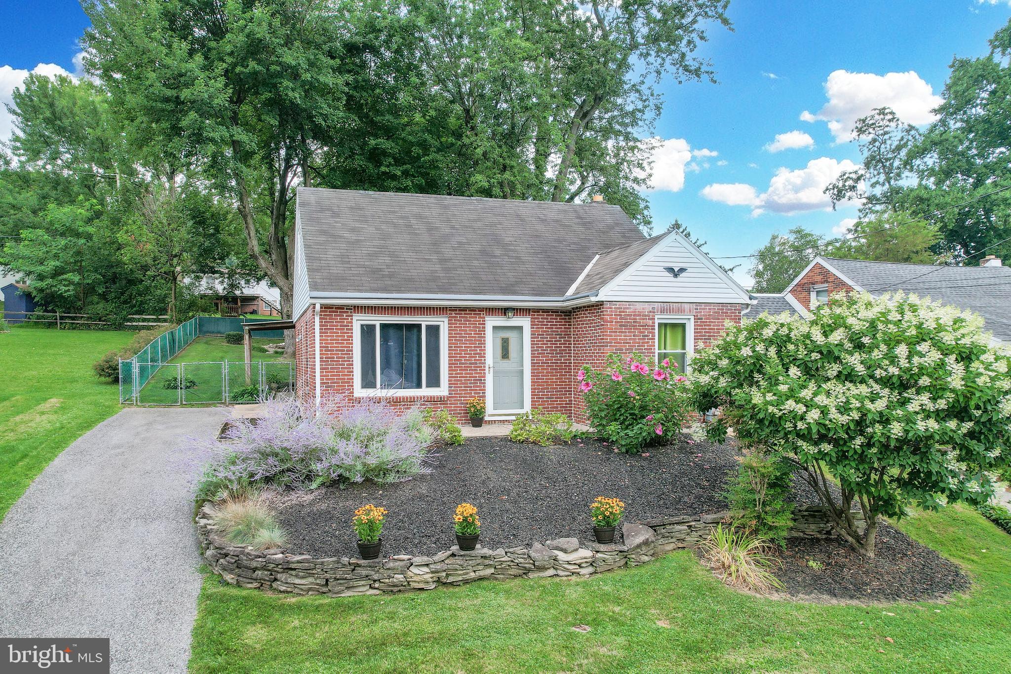 1786 Chesley Road York, PA 17403 - Photo 1 of 33 Gallery Image 1